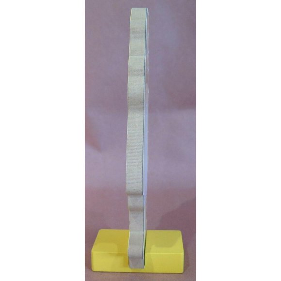 PRINCESS ELISE Melissa & Doug Magnetic Dress-Up Wooden Paper Doll 19 Pc Clothes - Picture 5 of 12